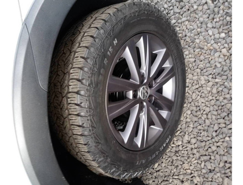 Imagem 7 de 10 de Volkswagen Crossfox 1.6 Mi Flex 8v 4p Manual