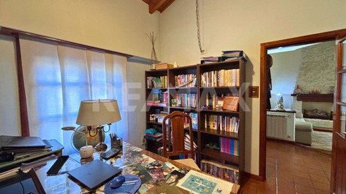 Casa 4 Dorm Con Quincho Y Pileta Climatizada