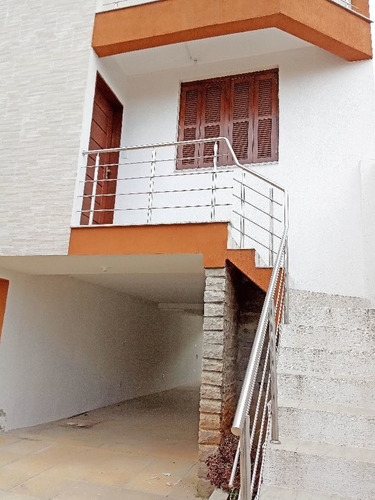 Casa À Venda Na Rua Otávio Faria, Teresópolis, Porto Alegre - Rs - Liv-10055