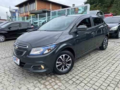 Imagem 3 de 12 de Chevrolet Onix Hatch Ltz 1.4