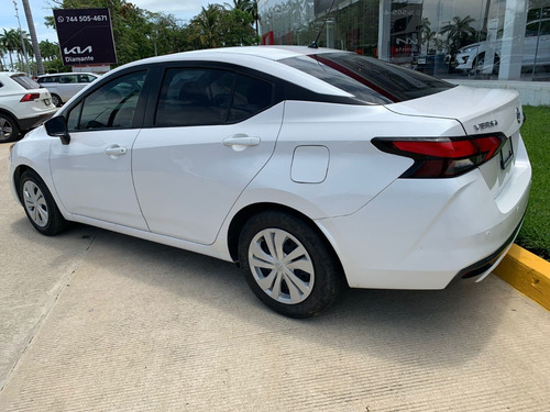 Imagen 6 de 11 de Versa 2020estandar