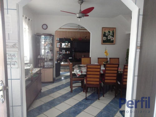 Imagem 10 de 15 de Sobrado - 3 Dormitórios - 2443