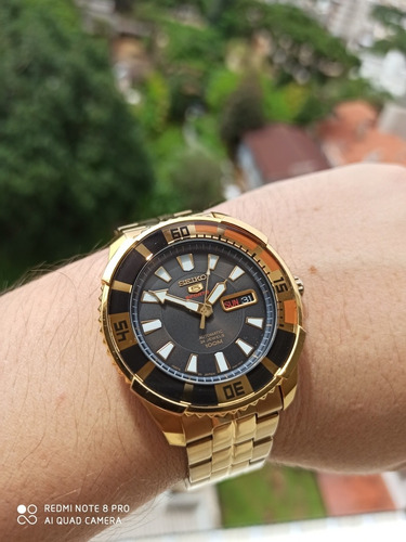 Exclusivo Seiko Sports Made In Japan Dourado Giratório