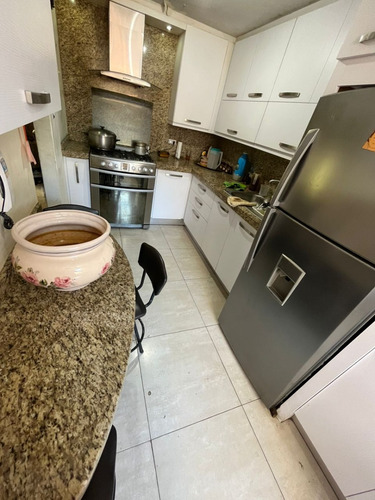 Apartamento En Venta La Boyera Piso 2 Bb