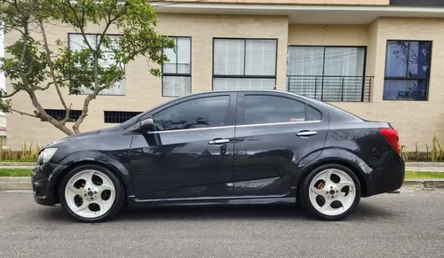 Chevrolet Sonic 1.6 Lt 5 p