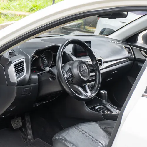 Mazda 3 2.0 Touring At