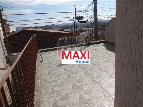 Sobrado Com 3 Dorms E 1 Suite Em Jaguaré - So0016