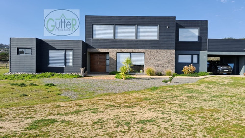 Se Vende Propiedad En Exclusivo Sector De Tunquén, Algarrobo