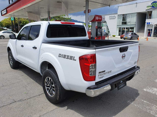 Nissan Frontier Np300 2017 2.5 4x4 Mec. 228