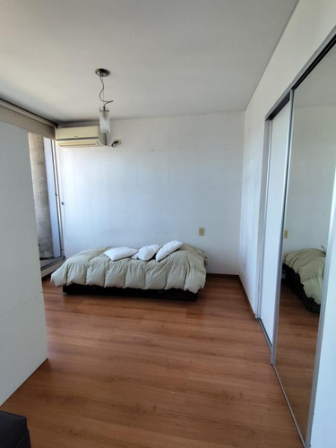Amplio Monoambiente En Alquiler Con Balcon Y Amenities, Colegiales. E-furio.