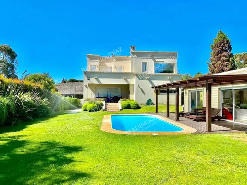 Casa En Venta  Playa Mansa Pinares Punta Del Este 