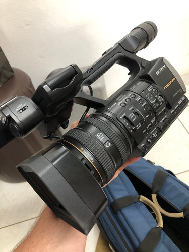 Câmera Sony Hxr Nx3 Full Hd Grava Em Sd Card