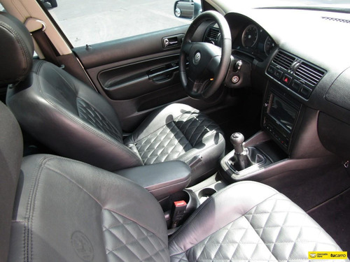 Volkswagen Jetta Comfortline Mt 1.8 Turbo