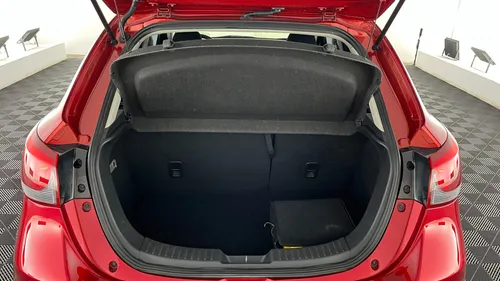 Mazda 2 GRAND TOURING