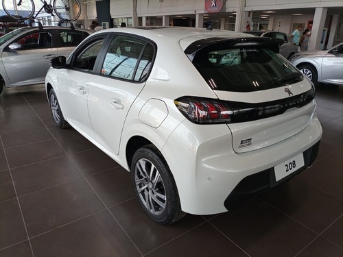 Imagen 9 de 9 de Peugeot 208 1.6 Allure - Avec Peugeot