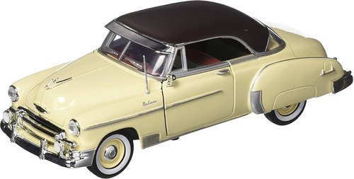 1950 Chevy Bel Air 1:24 Motor Max Sin Caja