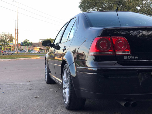 Volkswagen Bora 1.8 Highline T 180cv Cuero 2009