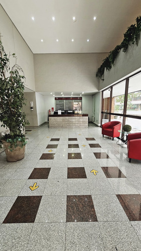 Encomenderos / Ebro/ Av. Vitacura,2estacionamientos + Bodega
