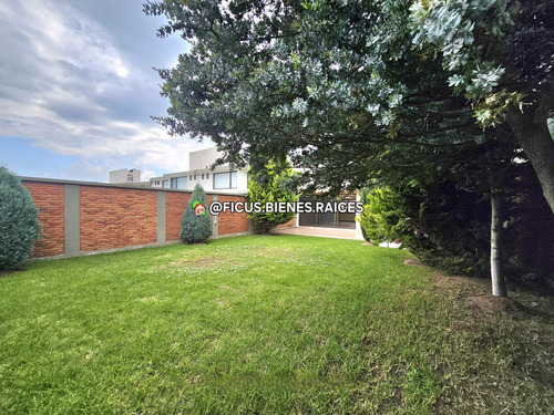 Casa En Venta En Calimaya, Residencial Valle De Las Fuentes