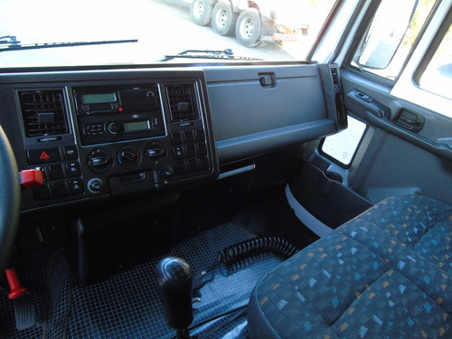 Imagem 6 de 14 de Ford Cargo 816 S