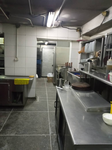 Se Vende Fondo De Comercio Para Café, Pizzería Y Pollo . Gran Oferta Em
