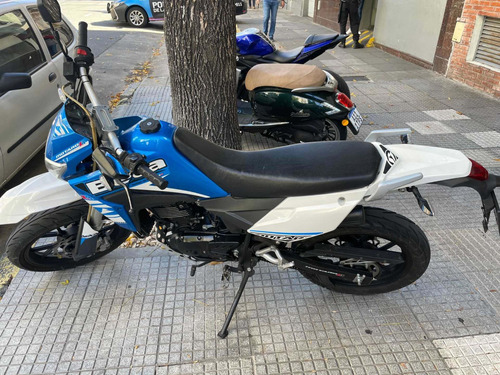 Imagen 2 de 3 de Beta M4 200
