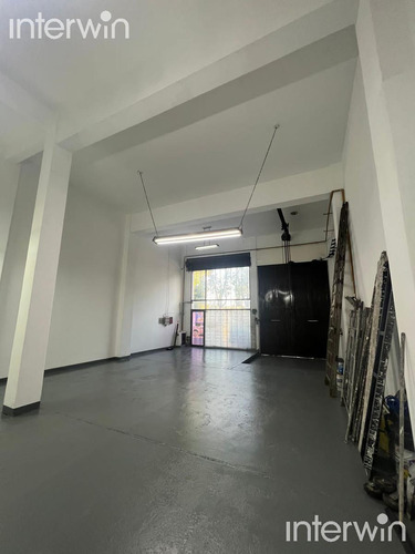 Edificio Comercial En Liniers