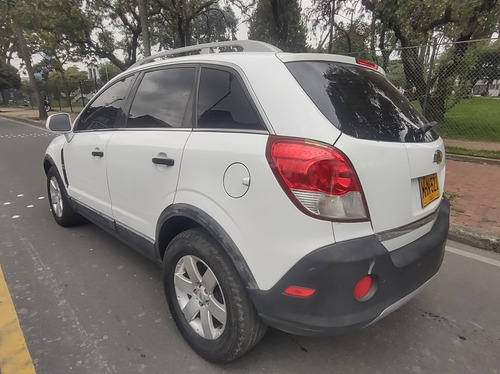 Chevrolet Captiva 2.4 Sport 182 hp