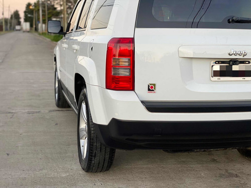 Imagen 9 de 14 de Jeep Patriot 2012 2.0 Sport 4x2 156cv Mtx