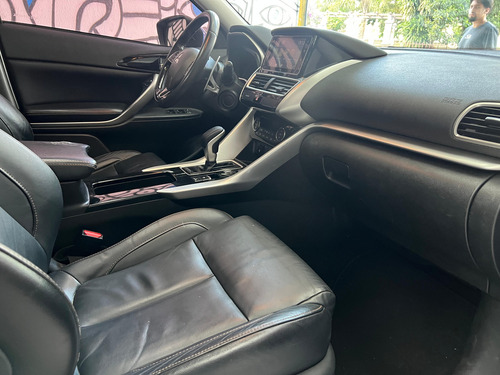 Mitsubishi Eclipse Cross 1.5 Hpe-s Turbo S-awc Cvt 5p