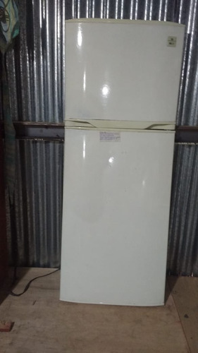 Westinghouse OEM Junta De Puerta Del Refrigerador Blanco Número De Parte # QP4350134PAZ790 
