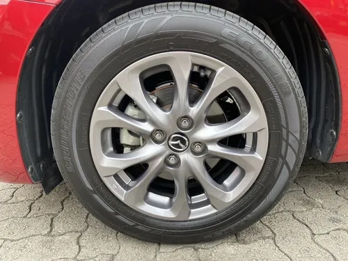 Mazda 2 1.5 Touring At 4x2 2025