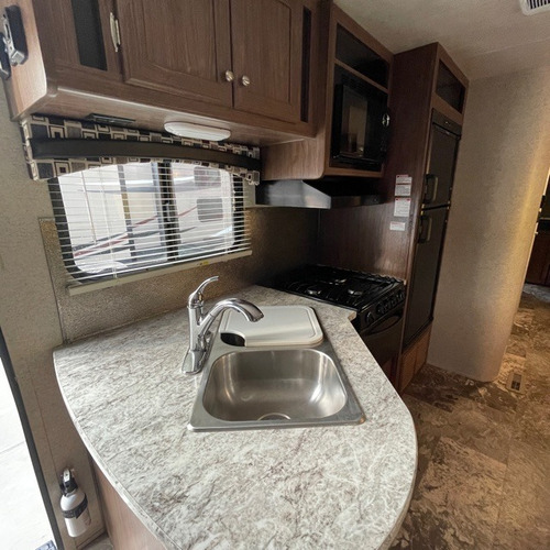 Imagen 7 de 15 de Casa Movil 2018 Pioneer Camper Motorhome Traila Remolque