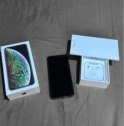 iPhone XS Max 512gb + A. Watch Series 4 44mm