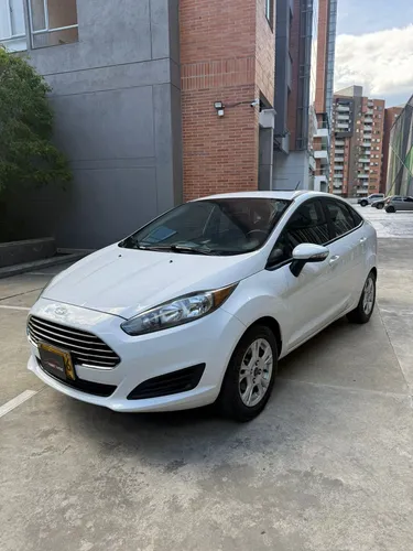 Ford Fiesta 1.6 Sportback Se Mecánica