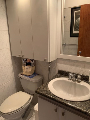 Imagen 6 de 16 de Bello Apartamento Con Todos Los Servicios Ininterrumpidos En Bello Monte
