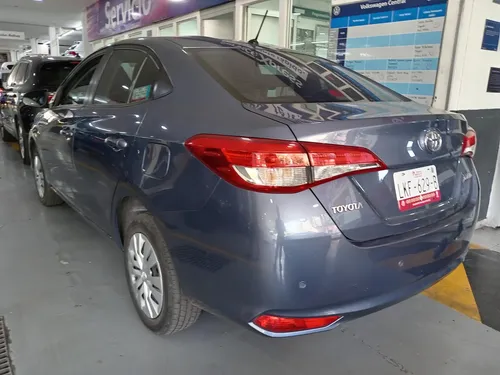 Toyota Yaris SEDAN CORE 1.5L L4 107HP TM