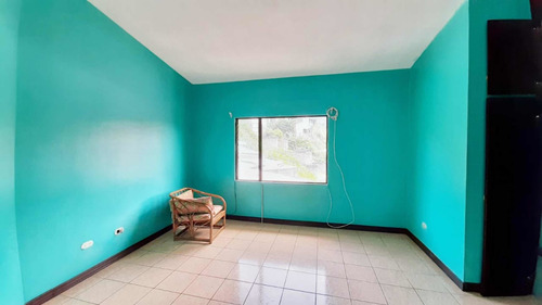Imagen 7 de 17 de Casa 2 Plantas 5 Cuartos