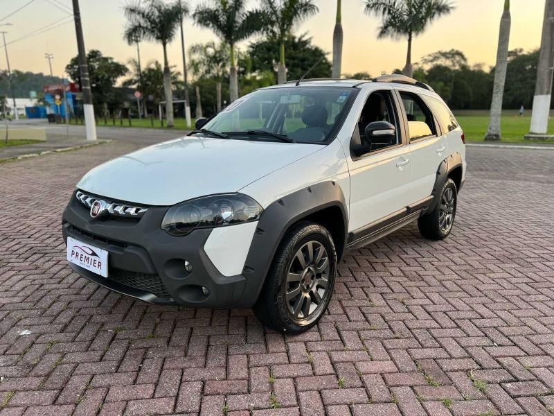 Fiat Palio 1.8 MPI ADVENTURE WEEKEND 16V FLEX 4P MANUAL