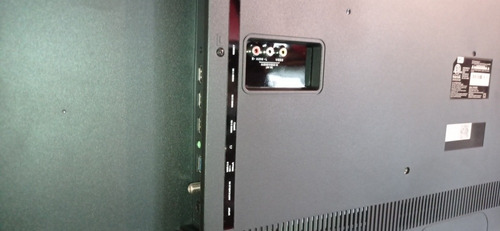 Imagen 5 de 10 de Tv Roku Tcl 50 PuLG 50fs3800 Nuevo Pantalla Partida
