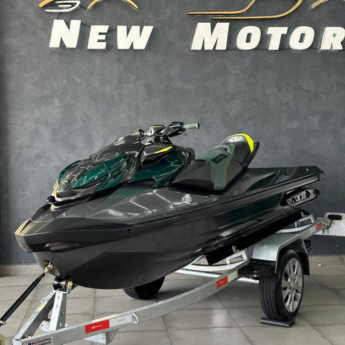 Jet Ski Seadoo Apex 300