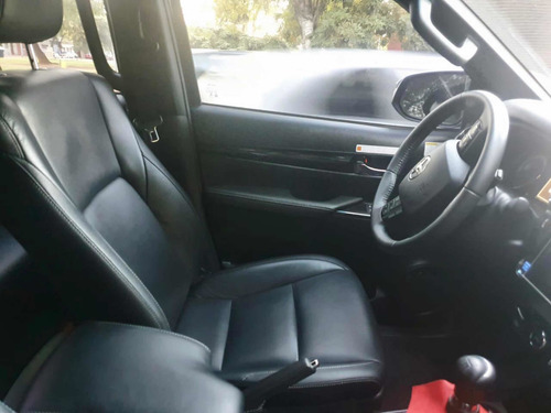 Toyota Hilux 2.8 Cd Srx 177cv 4x4 2018