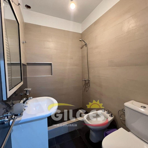 Venta En Block 2 Ph 3 Amb. En Caseros A Estrenar