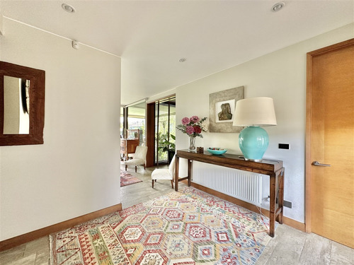 En Condominio: Los Bravos / Craighouse