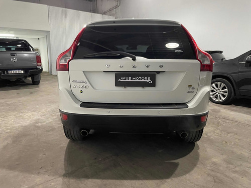 Imagen 7 de 16 de Volvo Xc60 2012 3.0 T6 Awd High 304cv
