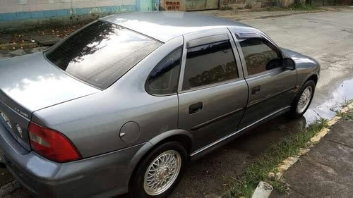 Imagem 4 de 8 de Chevrolet Vectra 2001 2.2 Gls 4p