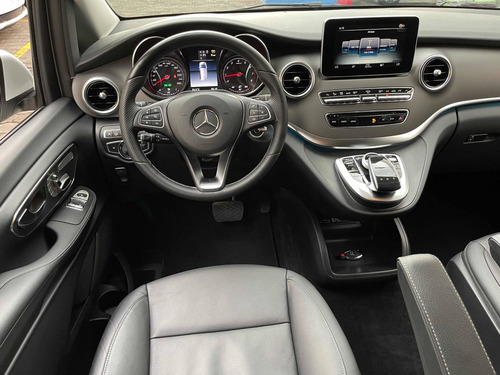 Imagen 9 de 15 de Mercedes-benz Viano 2.2 Trend 7 Pas. At 2019
