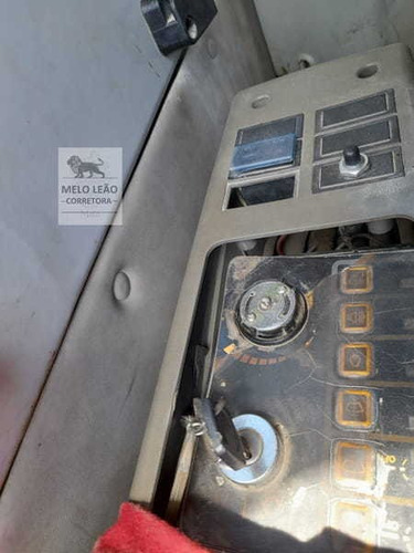 Imagem 11 de 15 de Escavadeira Hidráulica 320lc-7 Hyundai Revisando 2014
