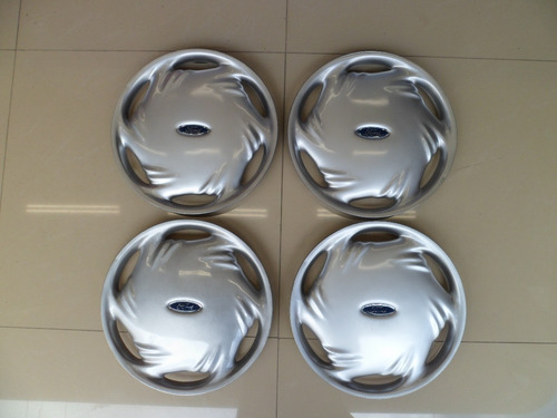 Imagen 2 de 7 de Juego X 4 Taza De Rueda Ford Fiesta 96/99 Rodado 13