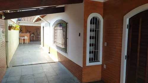 Imagem 28 de 30 de Casa Isolada 2 Dormitórios Interno, Mais 1 Dormitório Suite Na Edícula, Área De Churrascos E Festas Avarandado, Balneário Flórida Pertinho Do Mar! - Ca00027 - 70147982
